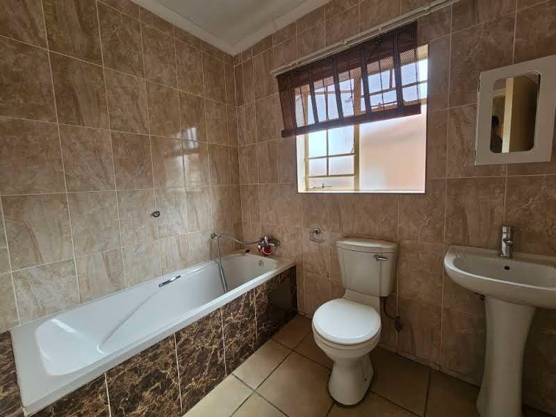 3 Bedroom Property for Sale in Waterval East North West